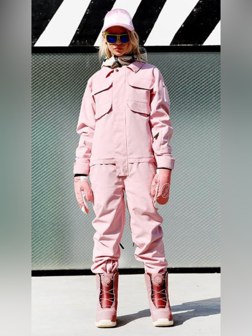 Doorek Womens Superb Pink One Piece Ski Suit Winter Snowsuit Size Small